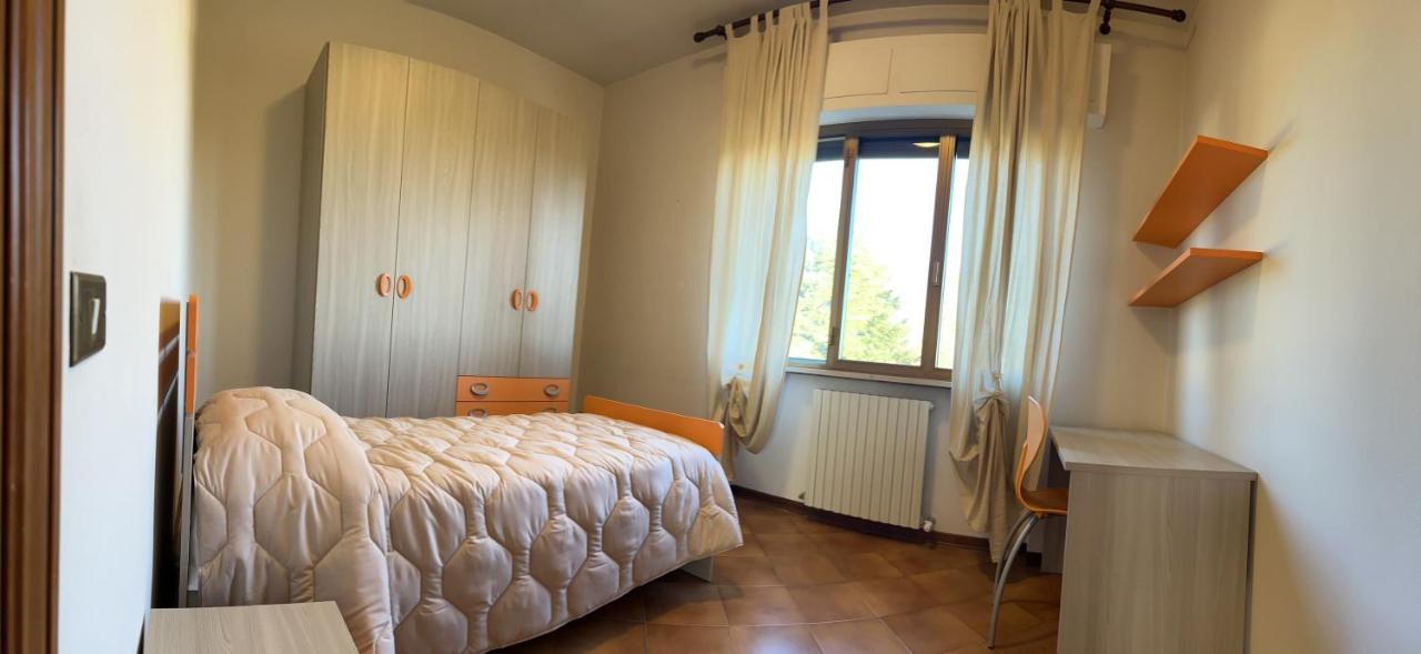 Albi'S House,Terrazza ,Wi-Fi, Parcheggio, Ac Leilighet Lucca Eksteriør bilde
