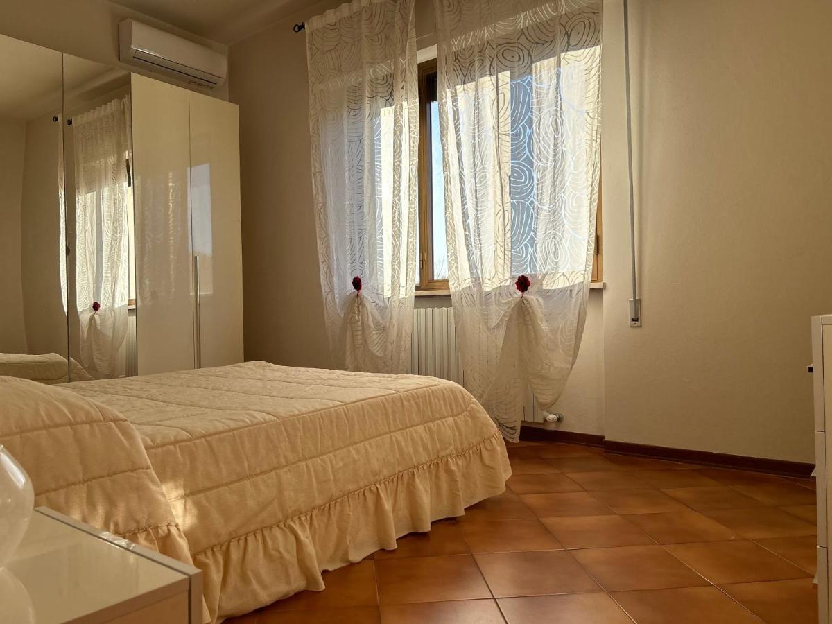 Albi'S House,Terrazza ,Wi-Fi, Parcheggio, Ac Leilighet Lucca Eksteriør bilde