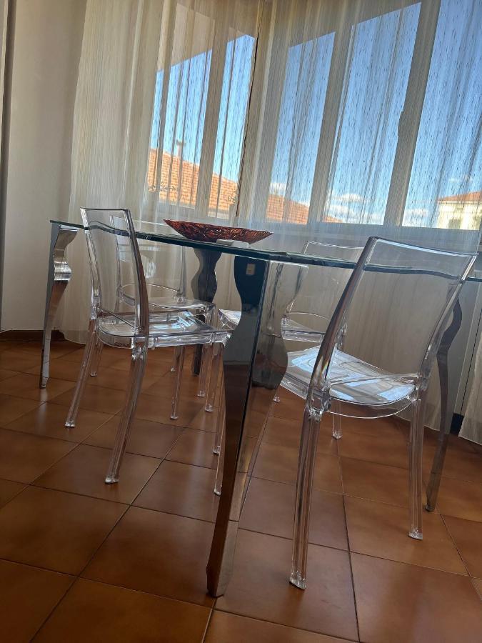 Albi'S House,Terrazza ,Wi-Fi, Parcheggio, Ac Leilighet Lucca Eksteriør bilde