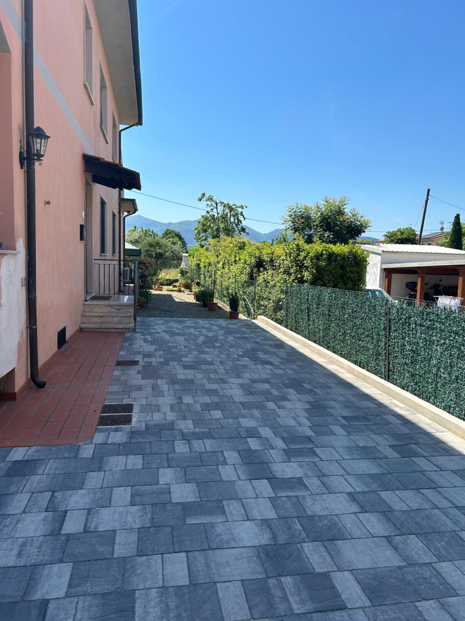 Albi'S House,Terrazza ,Wi-Fi, Parcheggio, Ac Leilighet Lucca Eksteriør bilde