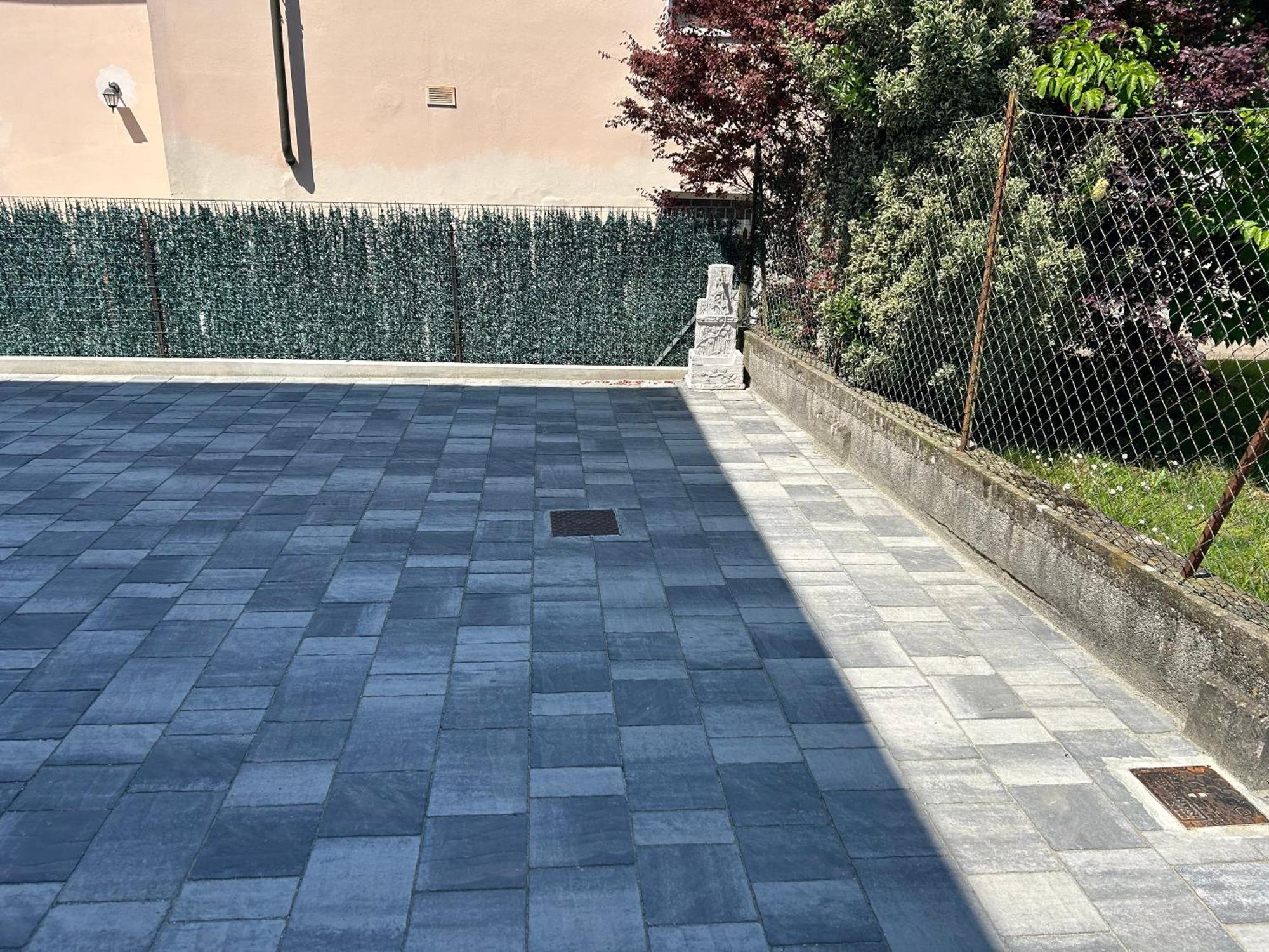 Albi'S House,Terrazza ,Wi-Fi, Parcheggio, Ac Leilighet Lucca Eksteriør bilde